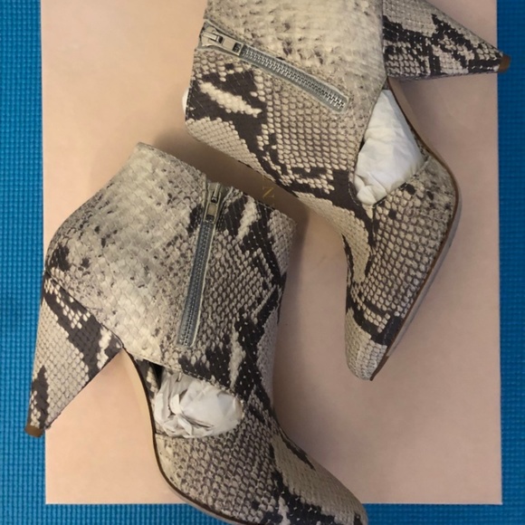 LOEFFLER RANDALL Women's Booties US Sz 7 - Picture 3 of 7